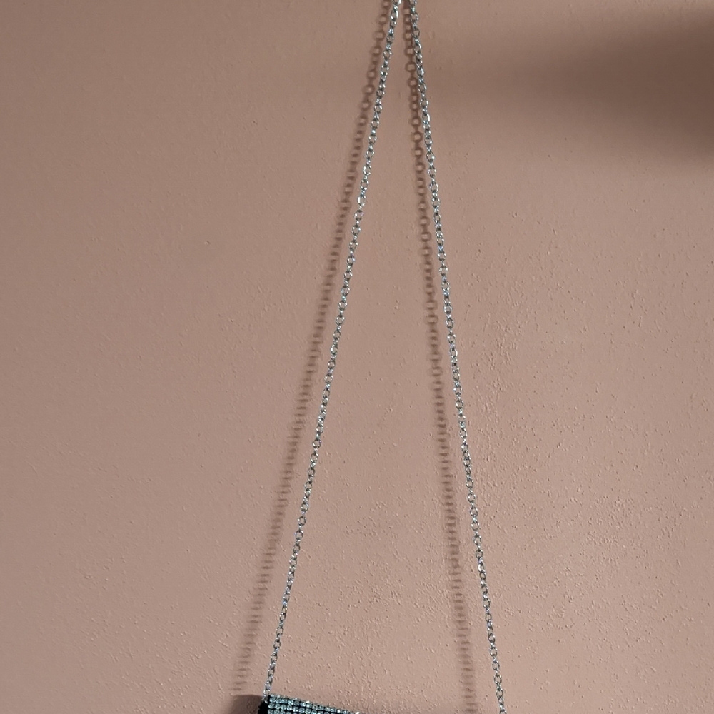 Elegant Silver Rhinestone Evening Clutch - Picture 3 of 7